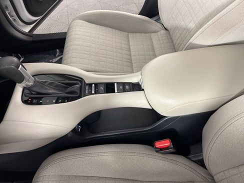 Used 2023 Honda HR-V LX image 28