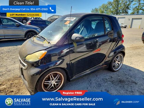 Used 2013 smart fortwo passion RWD image 1