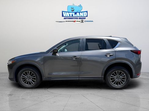 Used 2017 MAZDA CX-5 Touring w/ Preferred Equipment Package FWD image 2