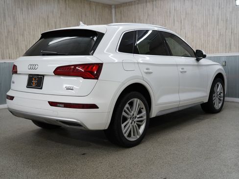 Used 2018 Audi Q5 2.0T Premium Plus w/ Premium Plus Package image 10