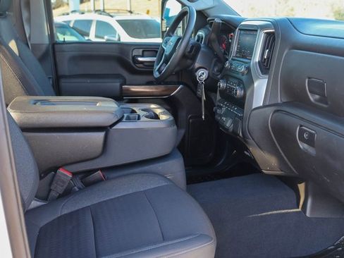 Used 2022 Chevrolet Silverado 2500 LT image 15