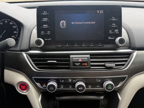 Used 2018 Honda Accord LX image 15