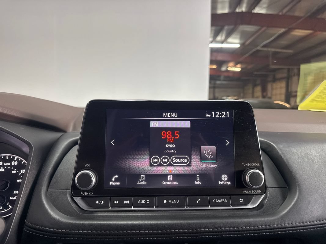 Used 2023 Nissan Rogue SV AWD/4WD image 15