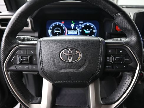 Certified 2025 Toyota 4Runner TRD Sport AWD/4WD image 11