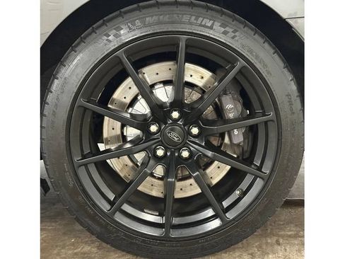Used 2018 Ford Mustang Shelby GT350 RWD image 11