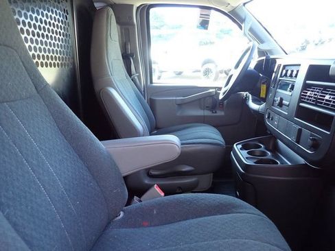 Used 2025 GMC Savana 2500 w/ Driver Convenience Package RWD image 12
