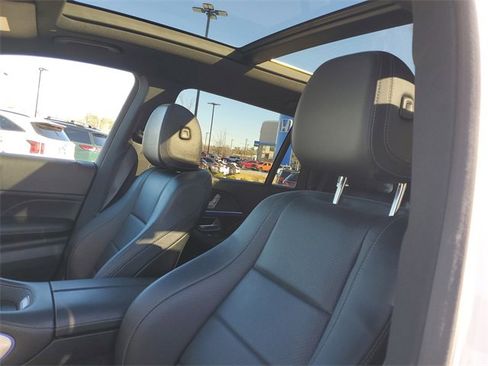 Used 2022 Mercedes-Benz GLS 450 4MATIC image 15