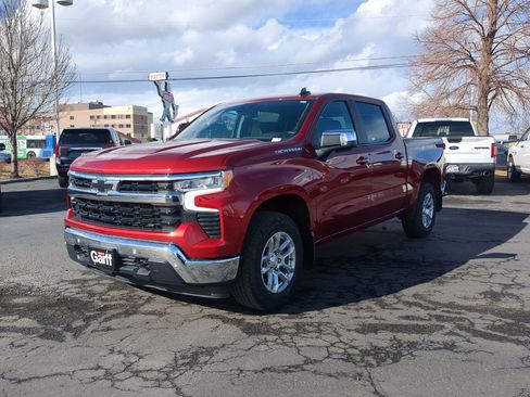 Used 2024 Chevrolet Silverado 1500 LT w/ Safety Package image 11