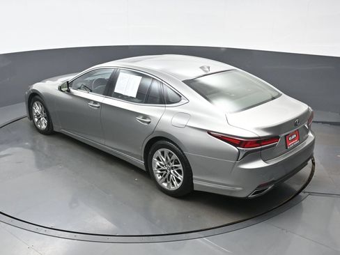 Used 2019 Lexus LS 500 AWD w/ Accessory Package (Z2) image 40