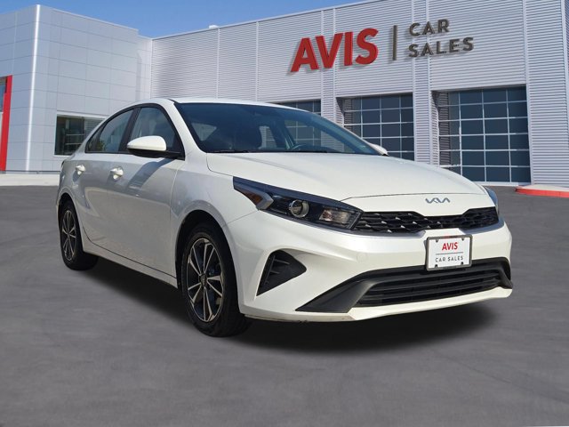 Used 2024 Kia Forte LXS FWD image 3