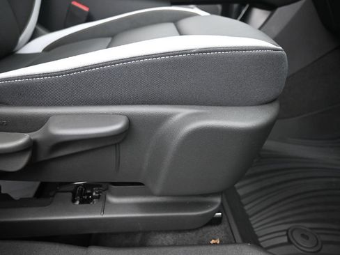 Used 2026 Buick Envision Sport Touring AWD/4WD image 12