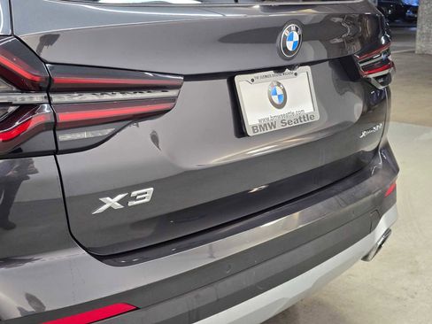 Used 2024 BMW X3 xDrive30i w/ Premium Package image 7