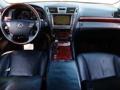Used 2008 Lexus LS 460 4.6L V8 4DR SUV image 2