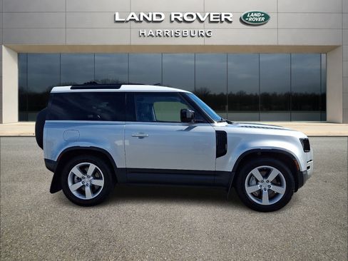 Used 2021 Land Rover Defender 90 First Edition AWD/4WD image 5