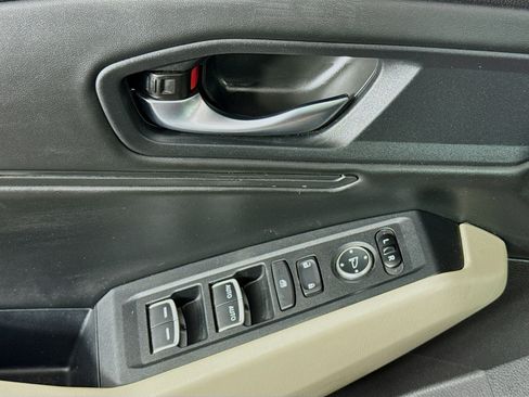 Used 2024 Honda Accord EX image 22