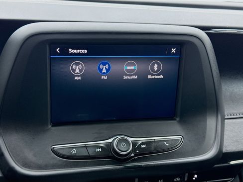Used 2020 Chevrolet Camaro LT RWD image 11