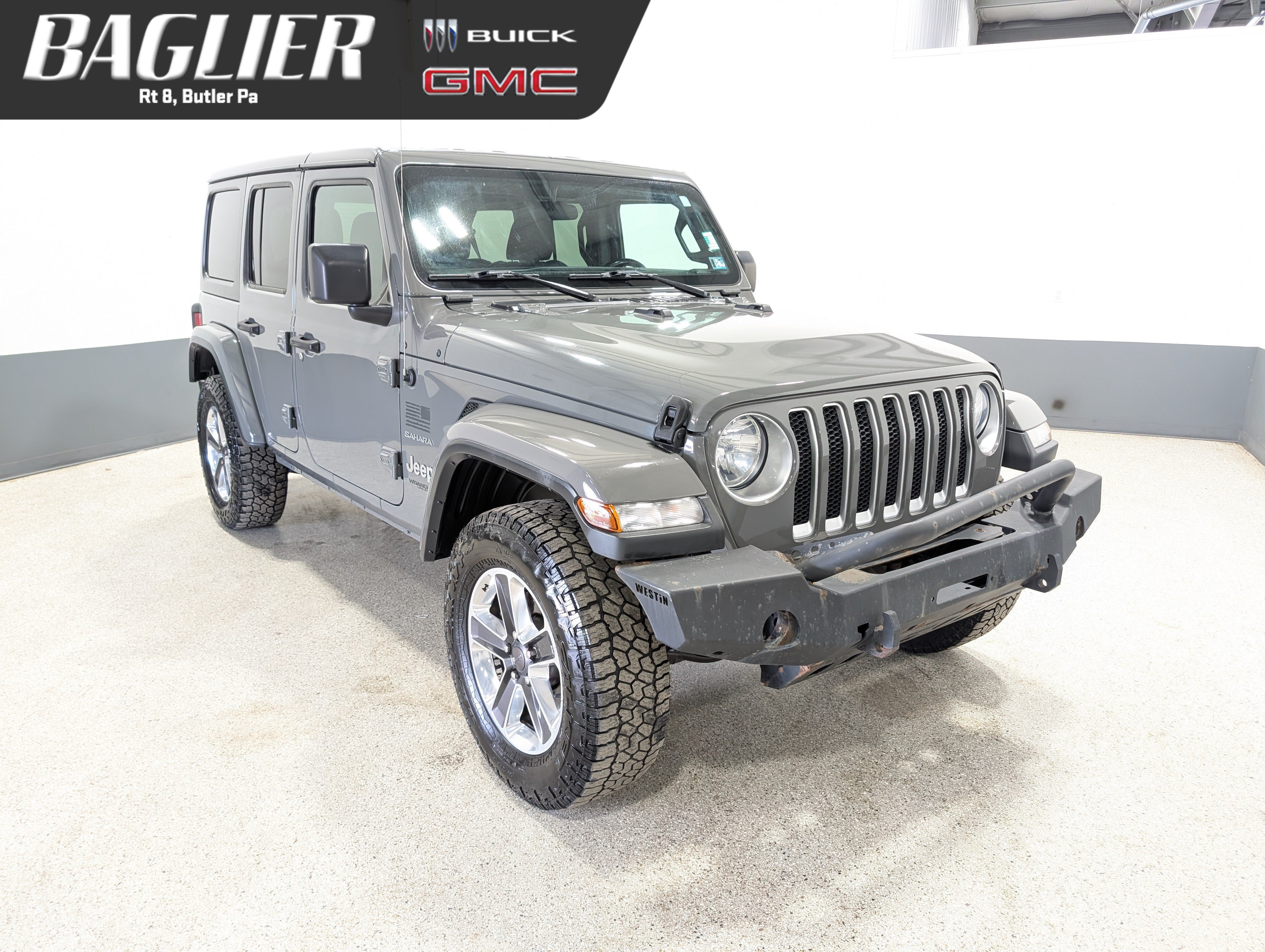 Used 2019 Jeep Wrangler Unlimited Sahara w/ Cold Weather Group AWD/4WD image 1