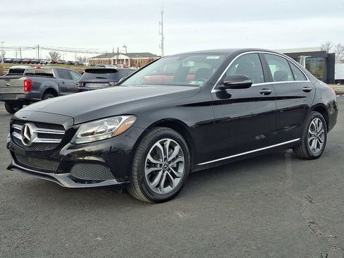 Used 2018 Mercedes-Benz C 300 4MATIC Sedan image 3