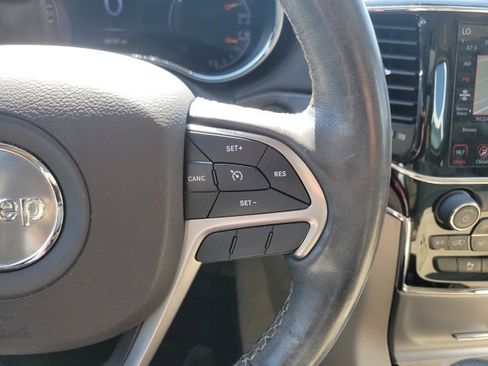 Used 2020 Jeep Grand Cherokee Overland image 39