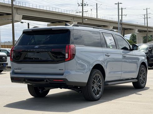New 2026 Ford Expedition Max Platinum w/ Stealth Appearance Package AWD/4WD image 4