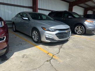 Used 2019 Chevrolet Malibu LT FWD video 1