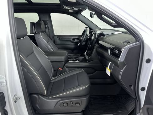 New 2026 GMC Yukon XL Elevation w/ Elevation Premium Package AWD/4WD image 30