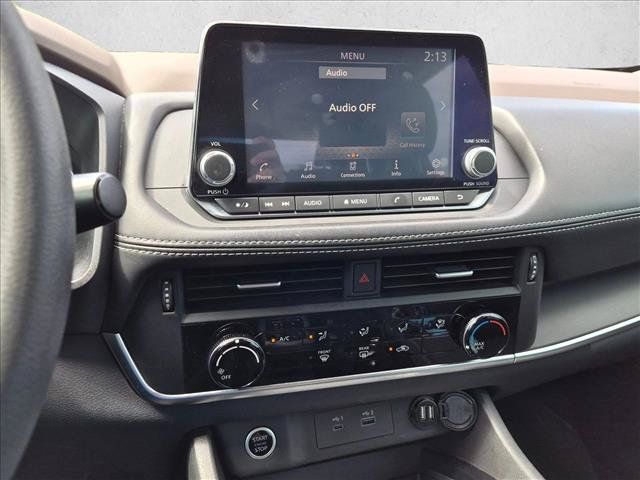 Used 2021 Nissan Rogue S FWD image 11