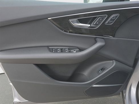 Certified 2022 Audi Q7 3.0T Premium Plus image 23