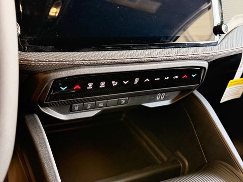 New 2026 Jeep Cherokee Limited AWD/4WD image 17