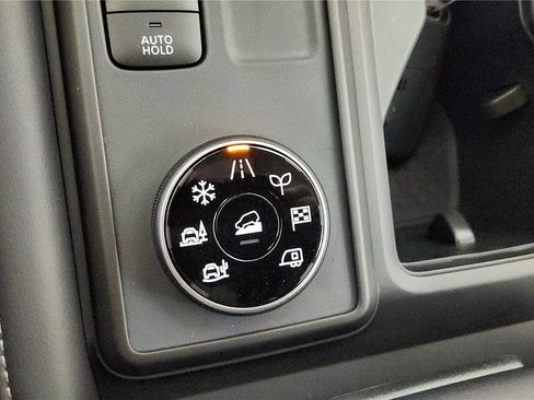 New 2026 Nissan Pathfinder S image 46