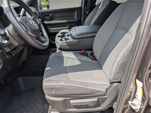 New 2024 RAM 2500 Tradesman w/ Chrome Appearance Group image 18