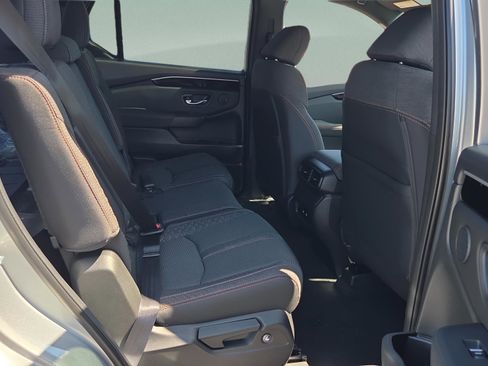 New 2026 Honda Pilot Sport image 13