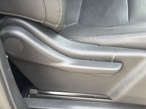 Used 2019 Chevrolet Silverado 1500 LT Trail Boss image 33