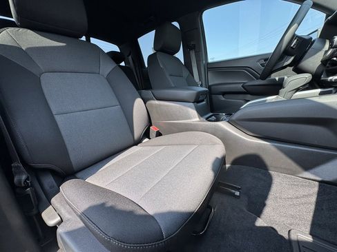 Used 2025 Chevrolet Colorado Trail Boss image 27