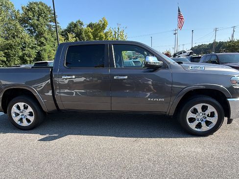 Used 2025 RAM 1500 Big Horn AWD/4WD image 7