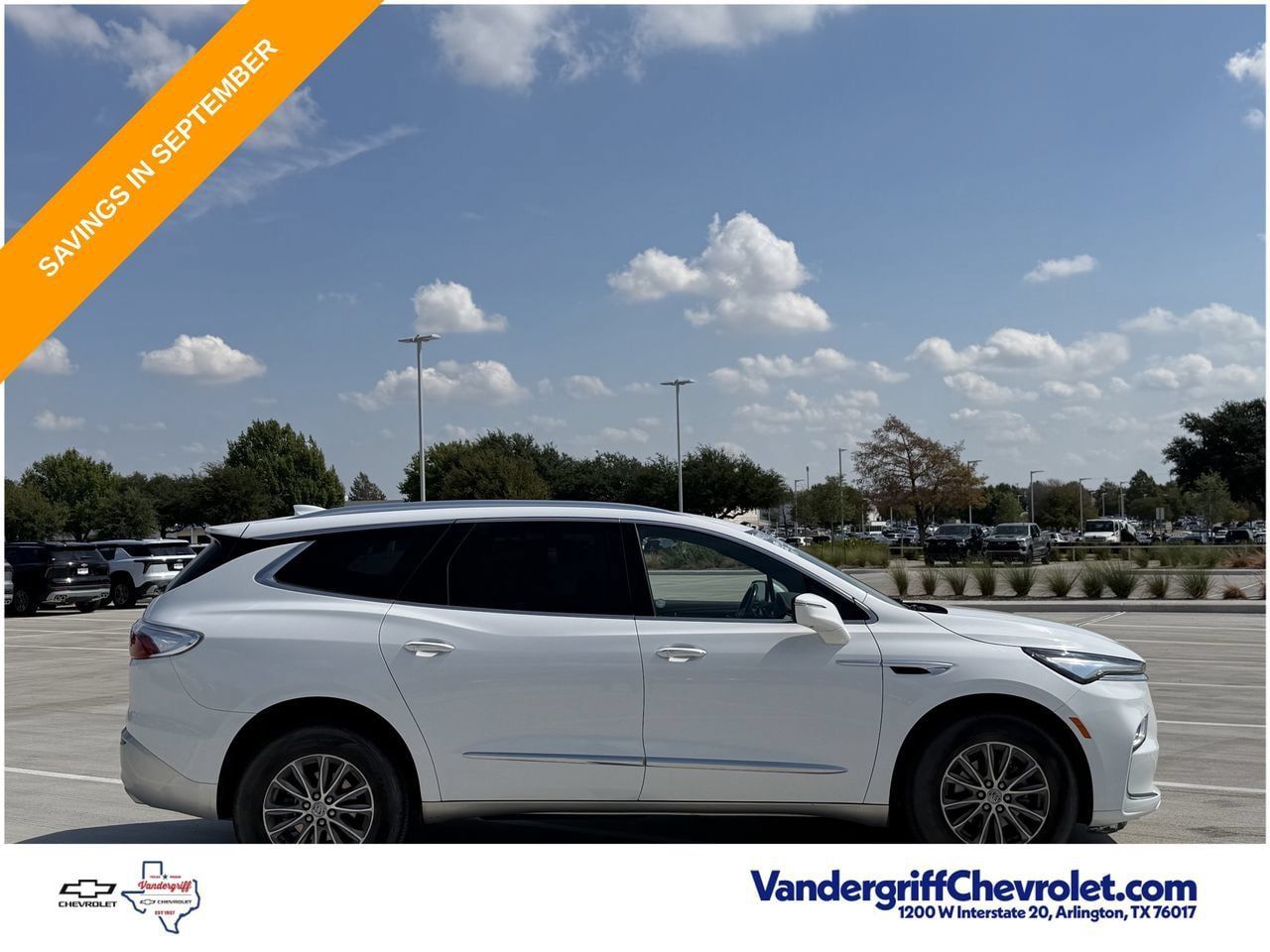 Used 2024 Buick Enclave Premium AWD/4WD image 3