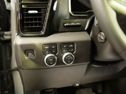 Used 2024 GMC Sierra 1500 AT4 w/ Technology Package image 13