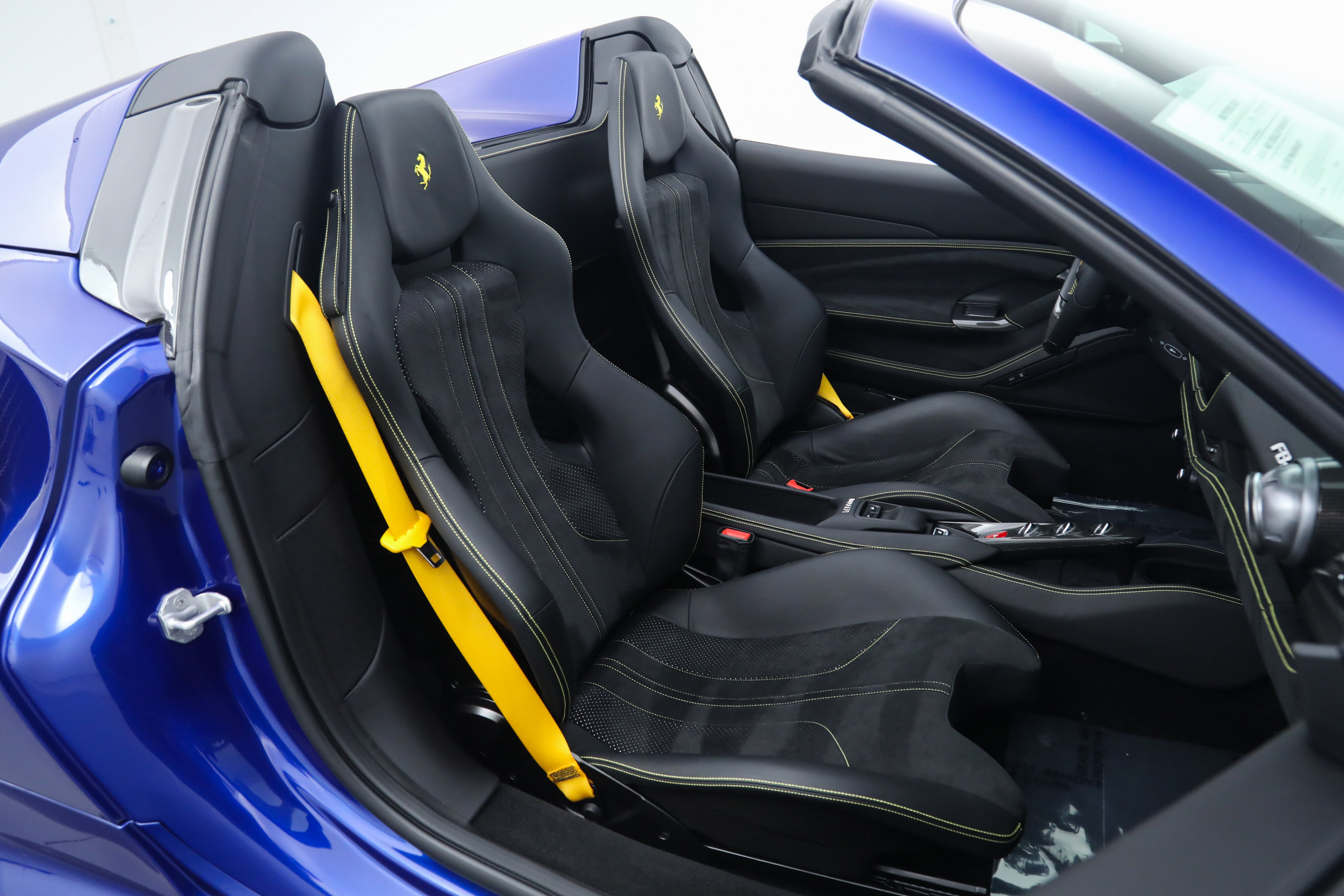 Certified 2022 Ferrari F8 Tributo RWD image 23