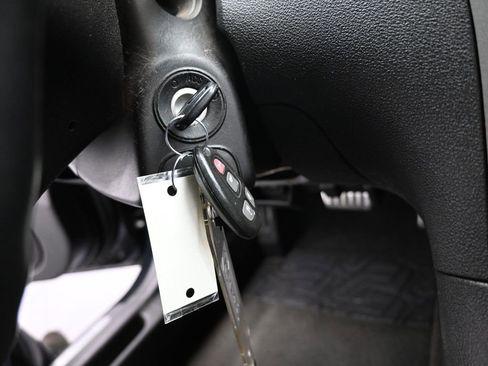 Used 2009 Pontiac Solstice GXP w/ Premium Package image 18