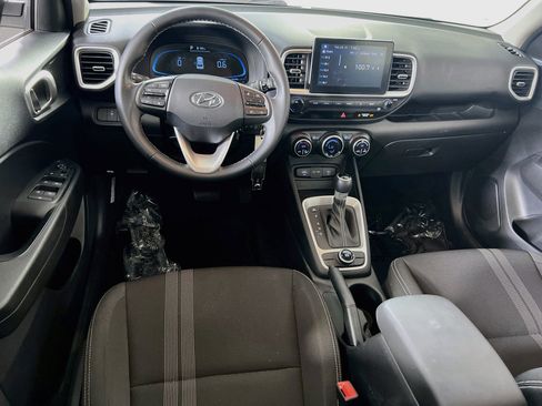 Used 2023 Hyundai Venue SEL FWD image 21