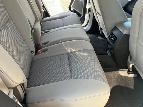 Used 2012 Ford Edge SEL FWD image 20