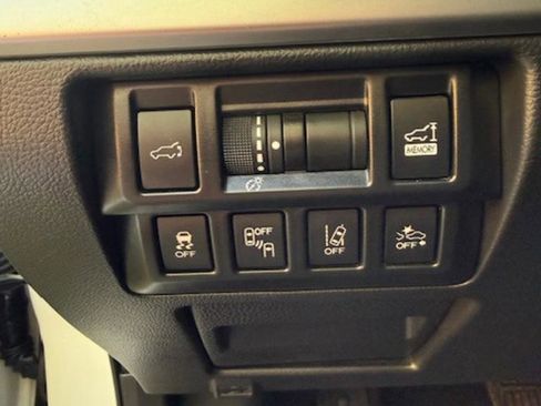 Used 2019 Subaru Outback 2.5i Premium w/ Protection Package #1 AWD/4WD image 7