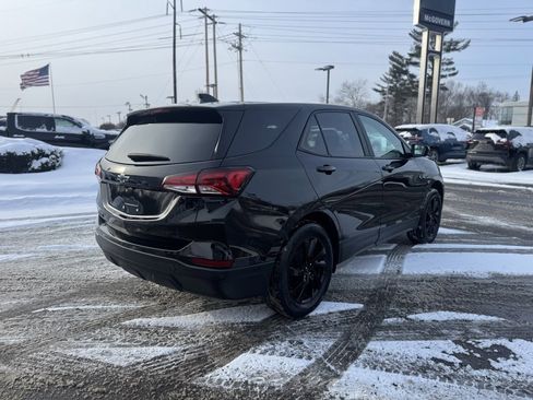 Used 2023 Chevrolet Equinox LS w/ LS Convenience Package image 7