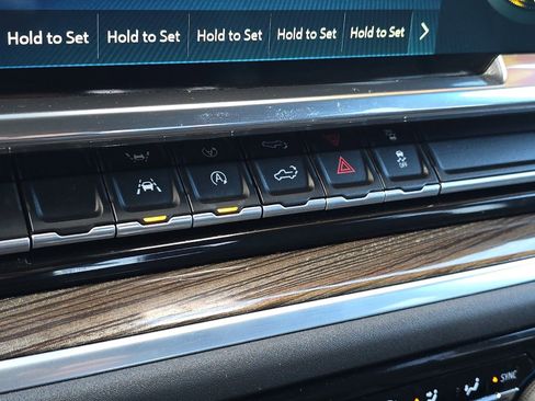 Used 2022 Chevrolet Silverado 1500 LT image 29