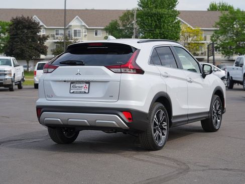 New 2026 Mitsubishi Eclipse Cross SE AWD/4WD image 3