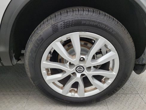 Used 2020 Nissan Rogue Sport S w/ Appearance Package FWD image 31