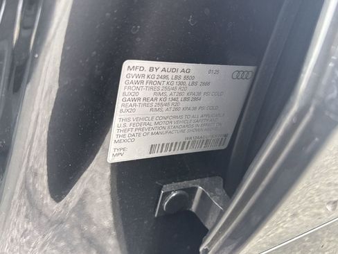 New 2025 Audi Q5 Premium Plus image 22