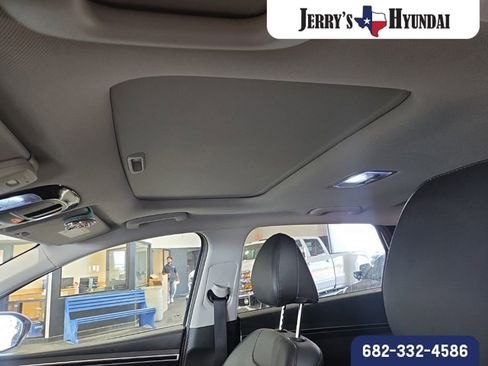 Used 2023 Hyundai Tucson SEL w/ Convenience Package FWD image 8