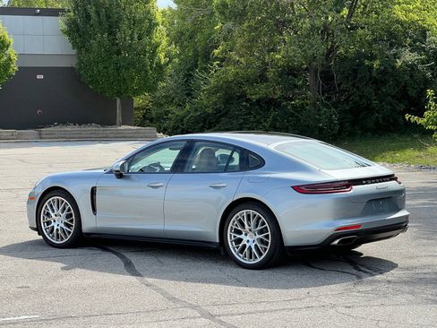 Used 2020 Porsche Panamera 4 AWD/4WD image 3