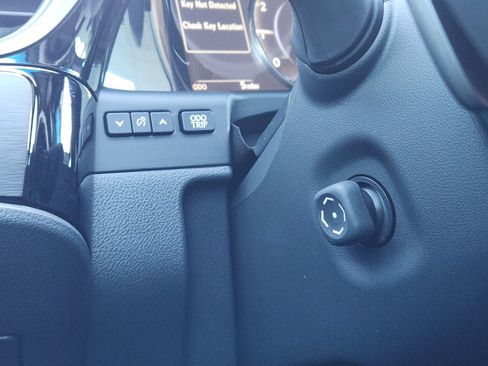 New 2025 Lexus ES 350 w/ Premium Package image 17